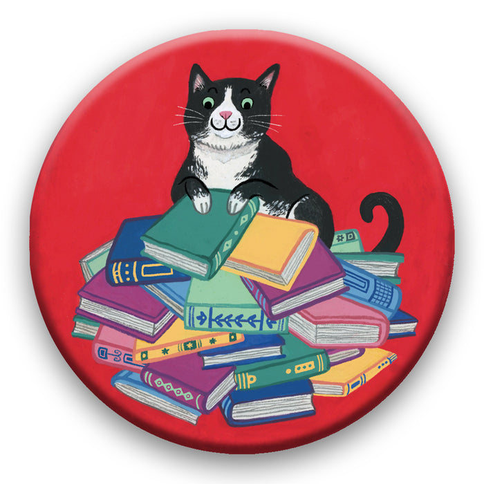 Books & Cats Magnet